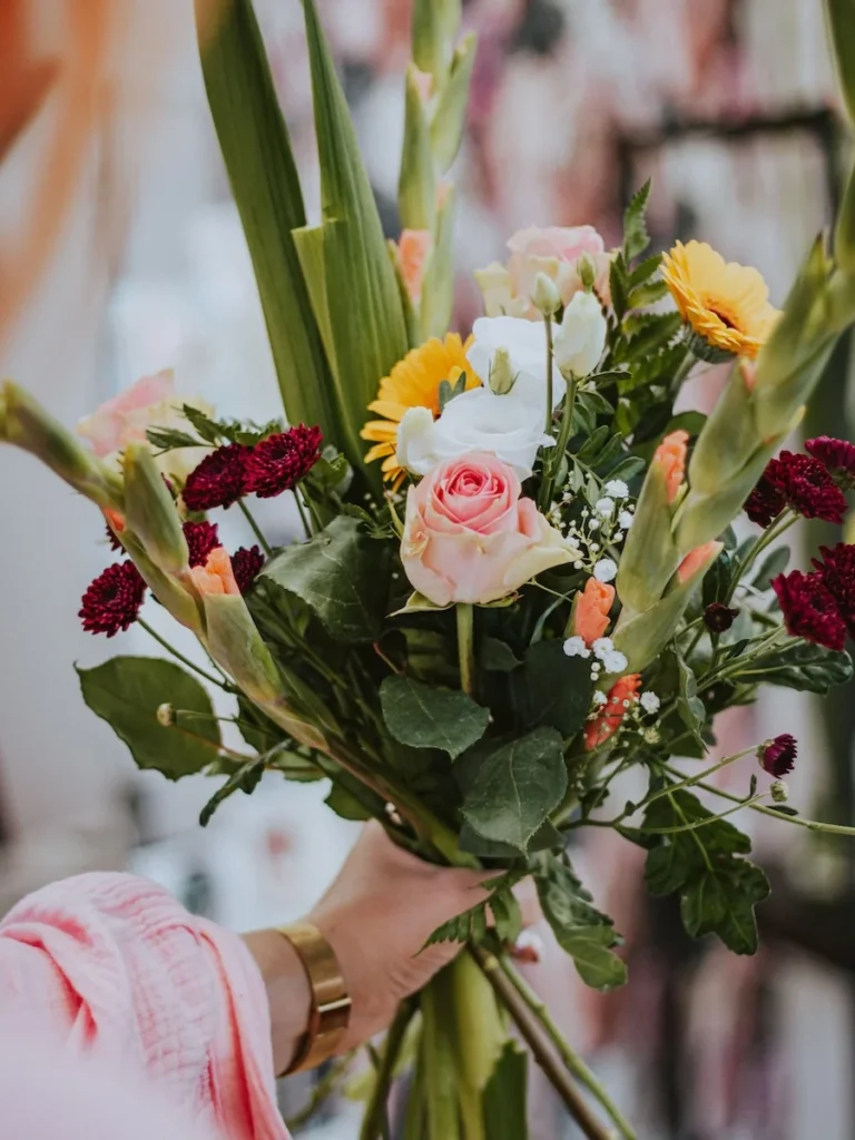 Valentijnsdag-bosje-bloemen